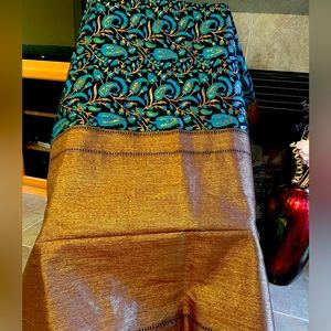 Handloom Woven Kashmiri Benarasi  Saree With Running Blouse Piece
